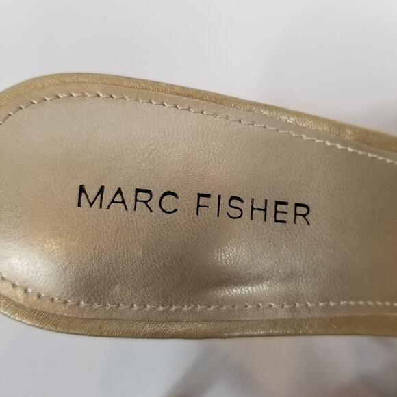 Marc Fisher NWOB Daliot Gold Metallic Square Toe Heels Sandals Size 9.5 - Picture 5 of 9